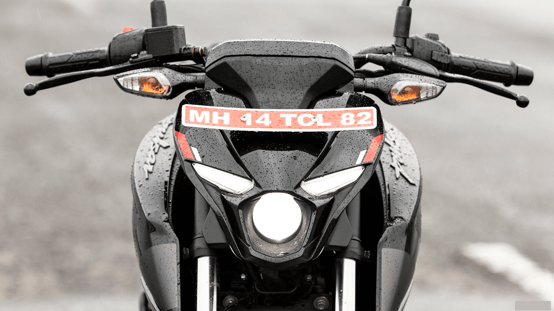 Bajaj Pulsar N160 projector head light